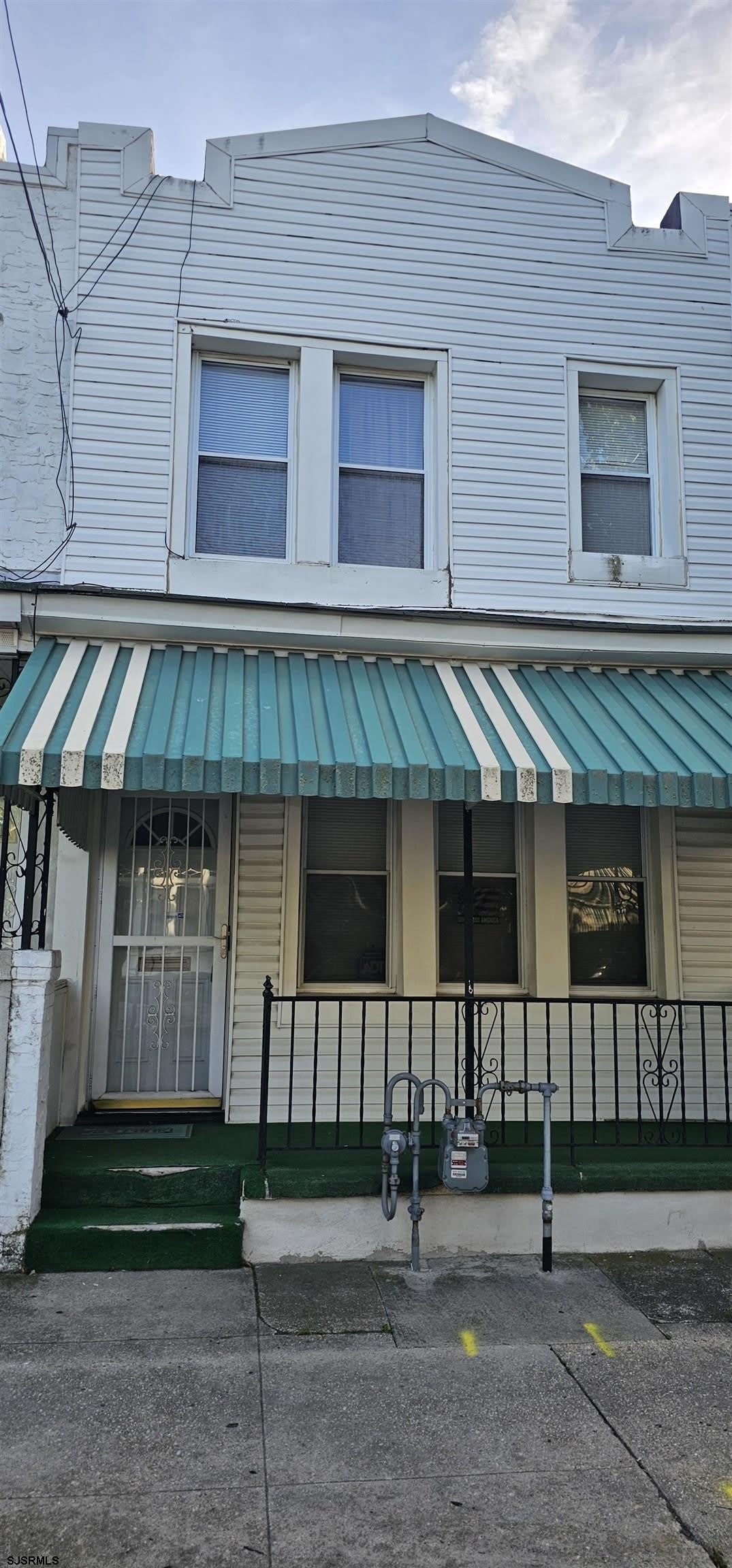 1044 N Ohio Ave – photo 1