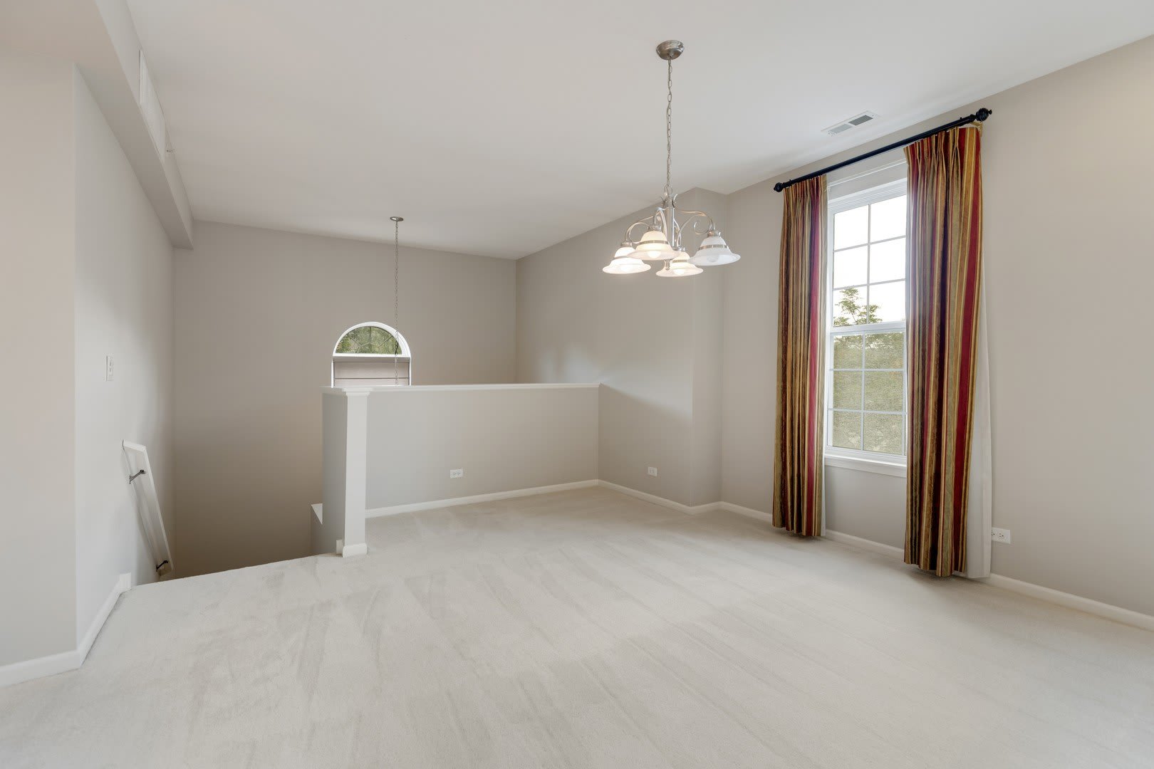 1376 Scarboro Road – photo 4