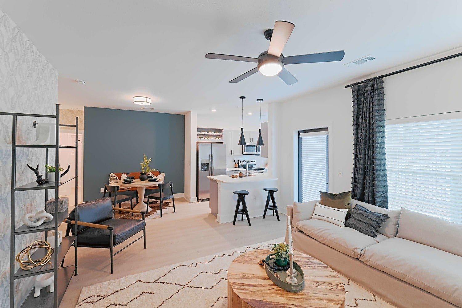 Sire Kingwood Apartments – photo 2