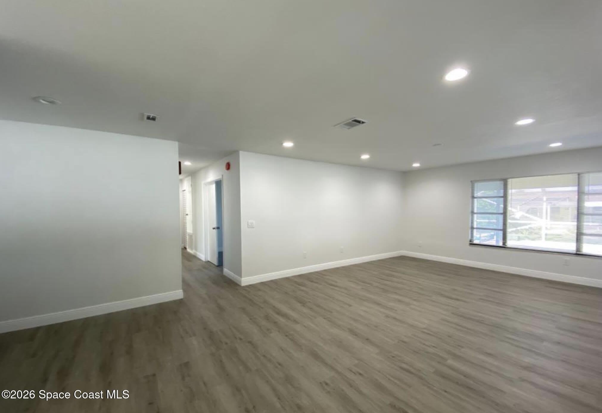 451 Port Malabar Boulevard NE – photo 2
