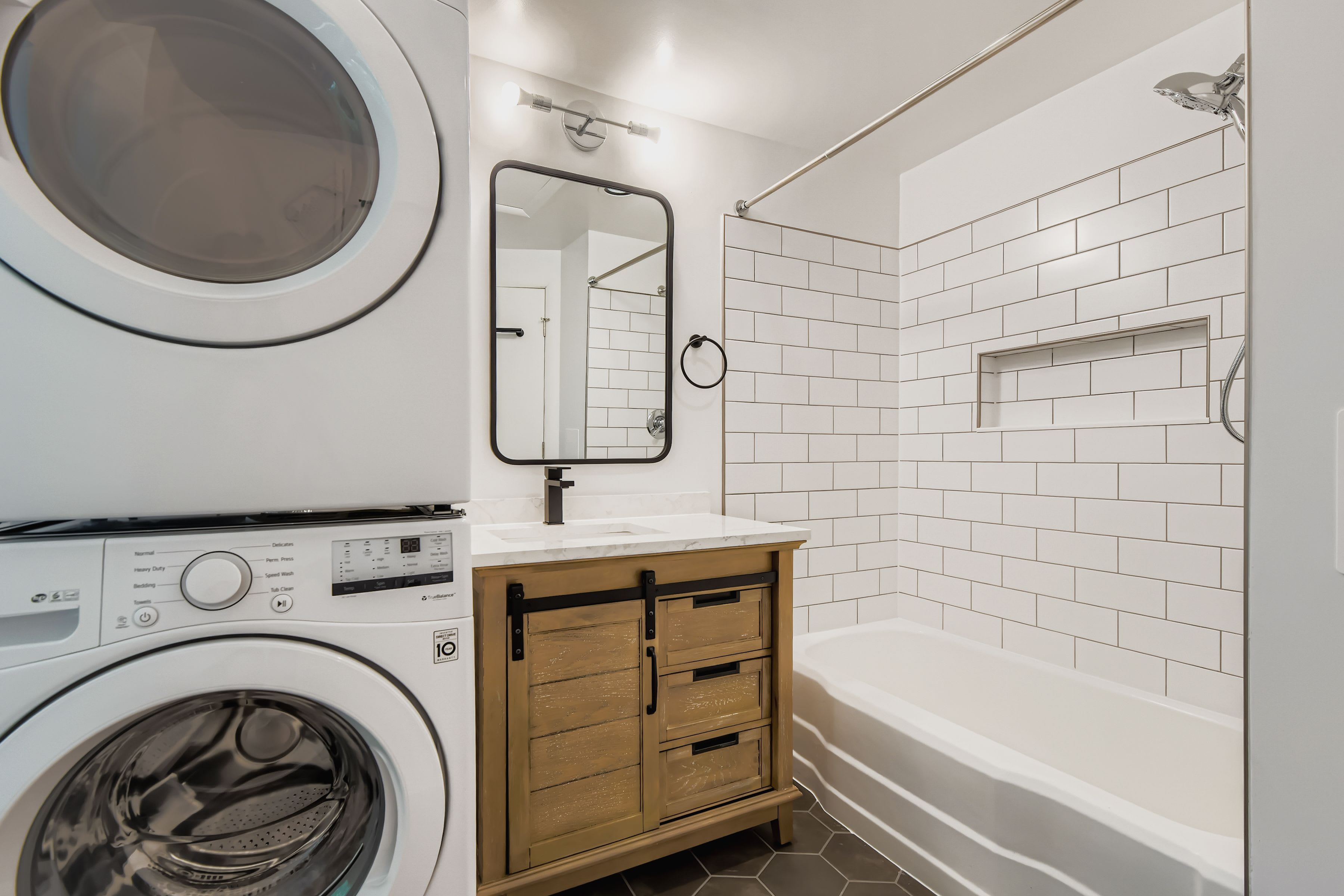 1000 W 41st St – photo 3
