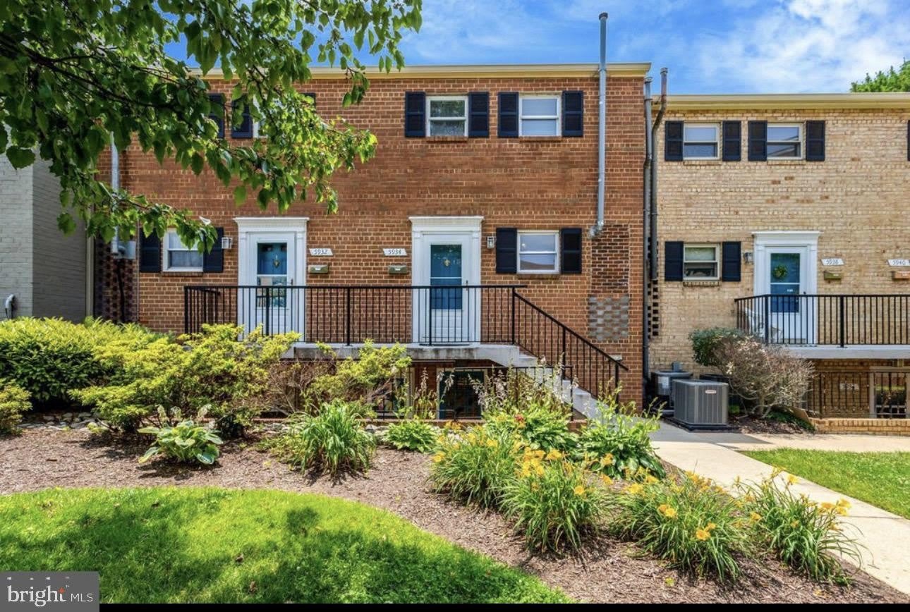 5934 Mayflower Court – photo 1