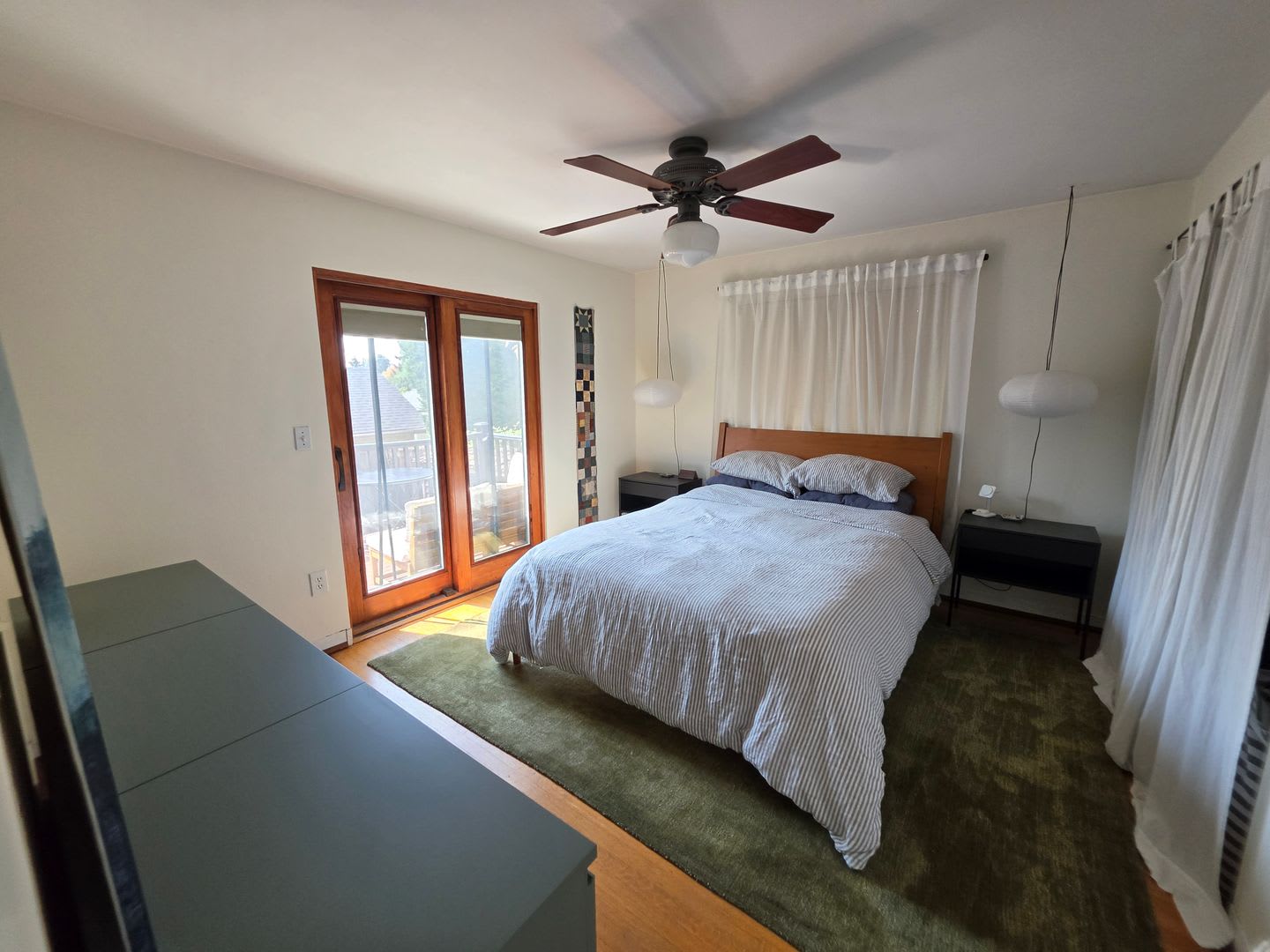 Cute Spanish Style Bungalow Close to Shopping and the Light Rail – photo 4