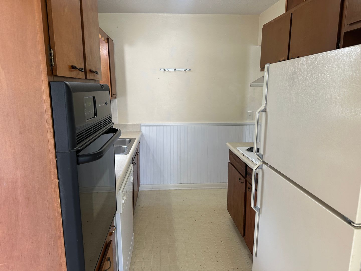 Convenient Leesburg Living – Walk to Leesburg High School! – photo 4
