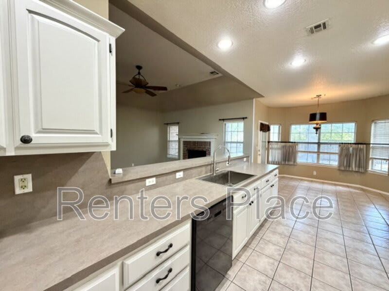 204 North Magnolia Court – photo 5