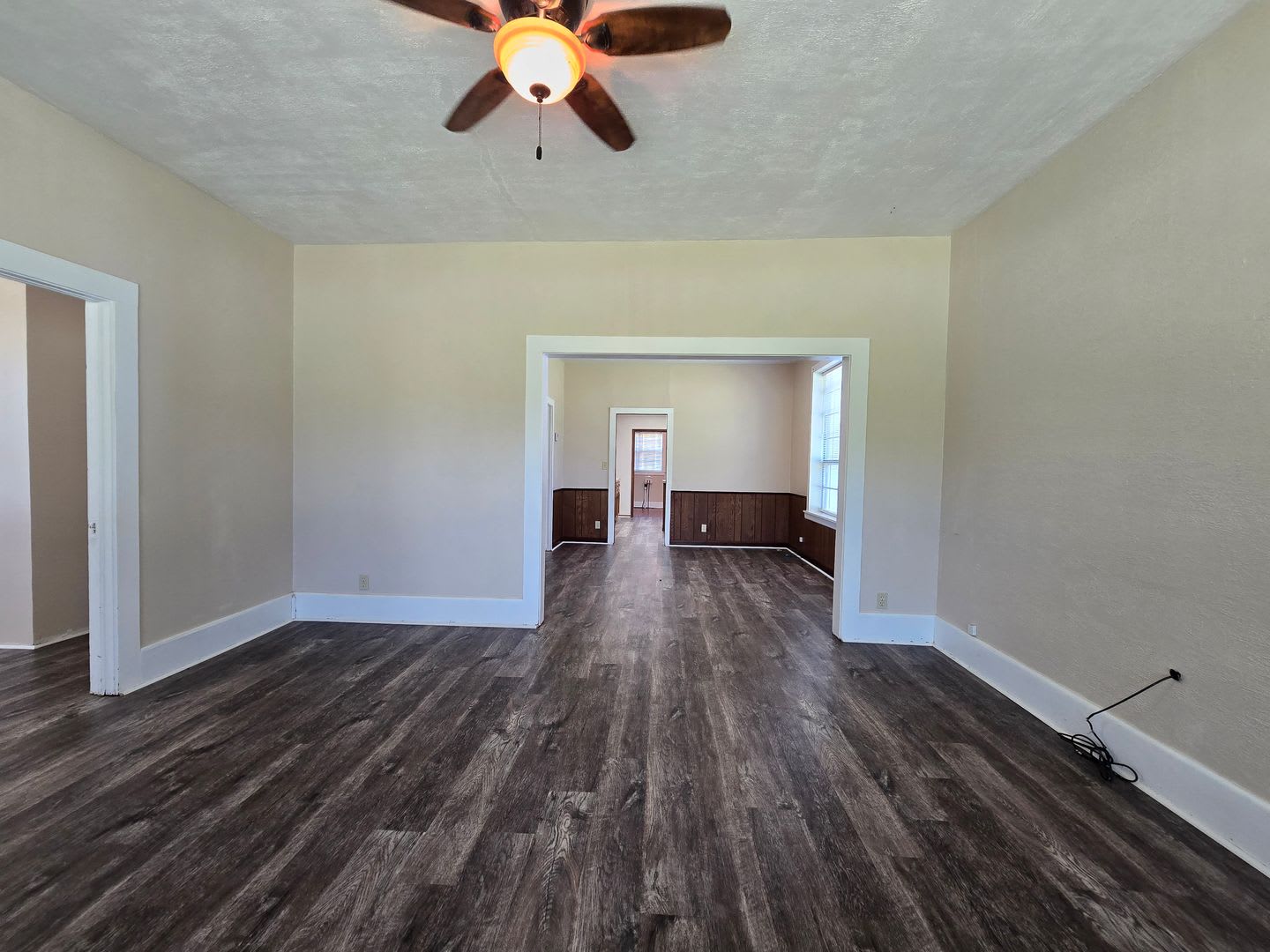 3 Bedroom 2 Bath home in Asher! – photo 3