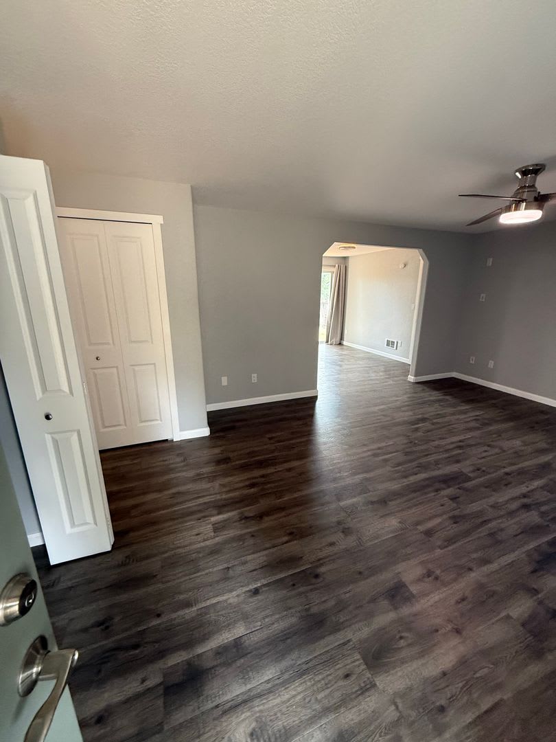2 Bedroom 1 Bathroom House – photo 5