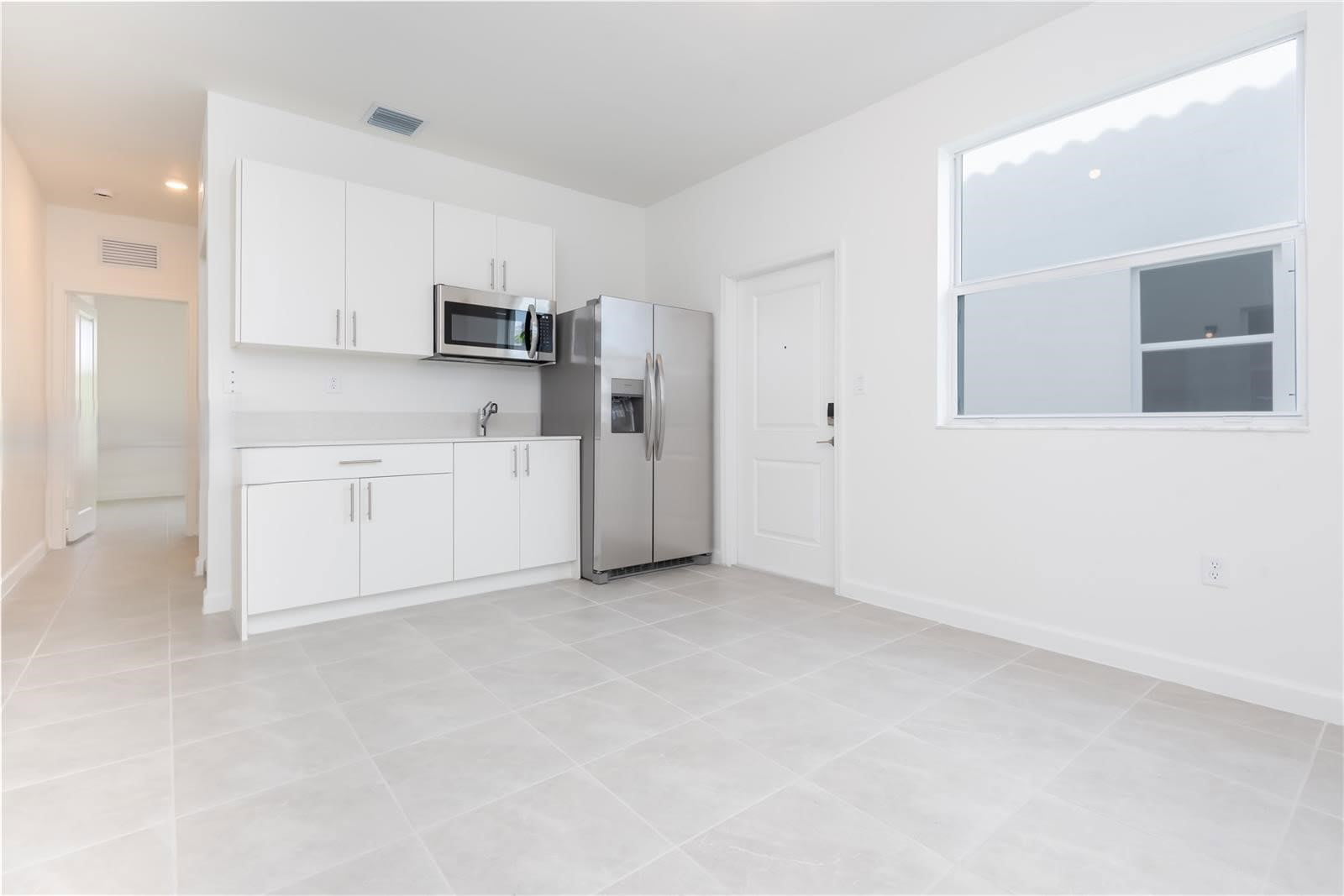 2636 SouthEast 8th Court – photo 3