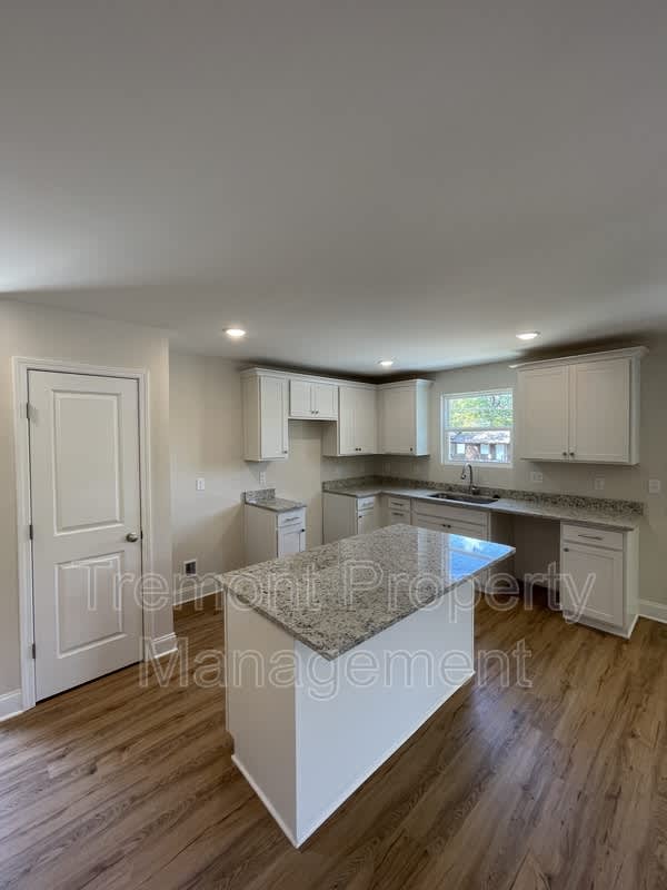2306 Wilson Street – photo 4