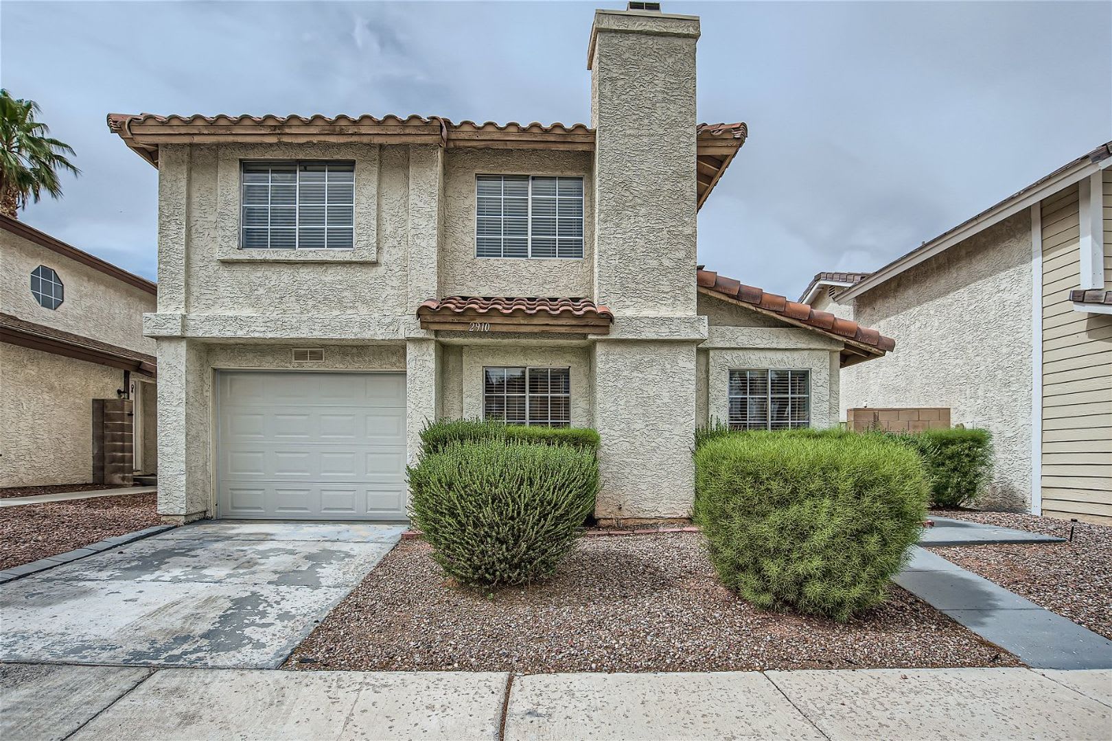 3 Bedroom Home in Green Valley! – photo 1