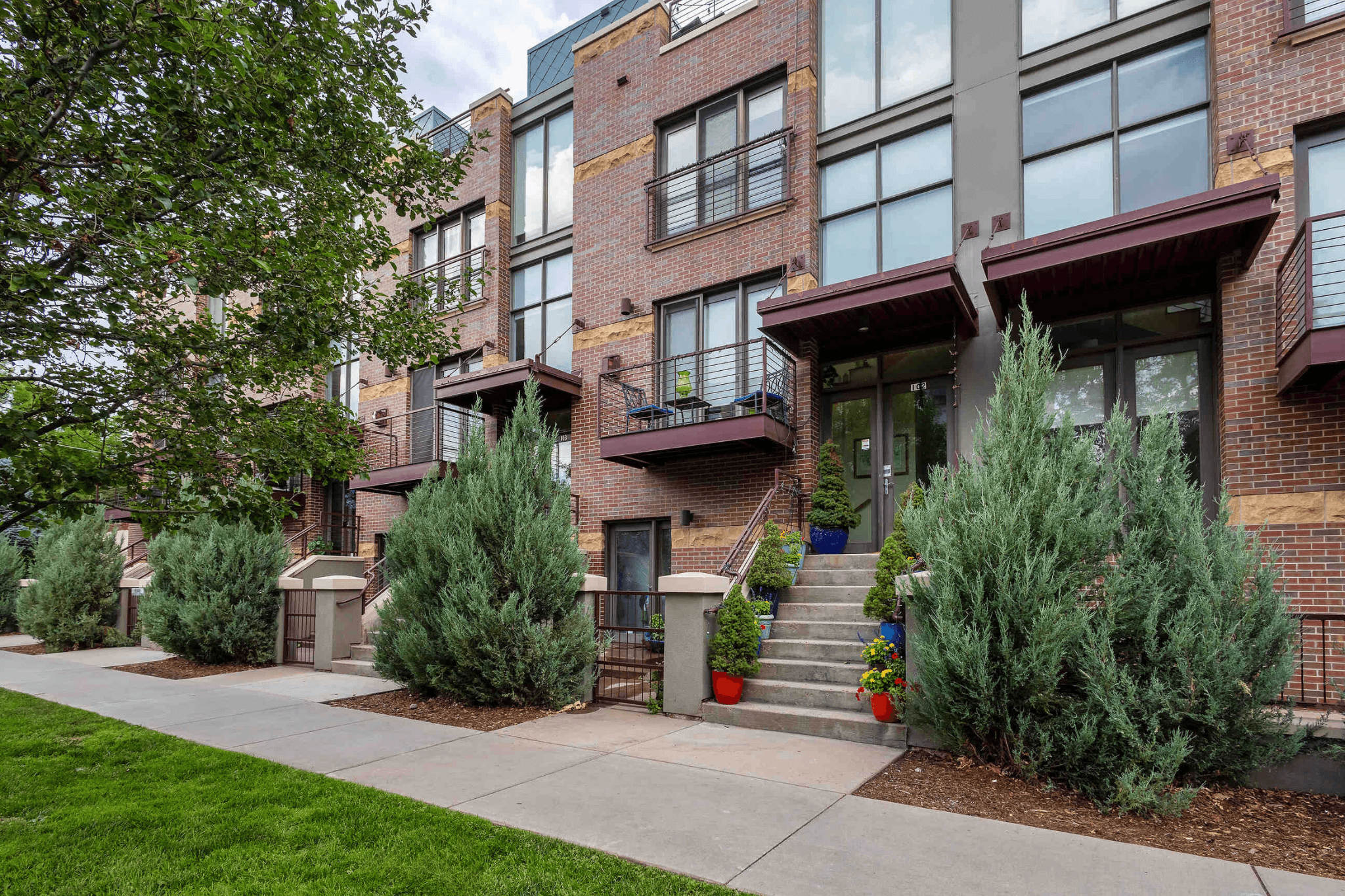Washington Street Townhomes – photo 1