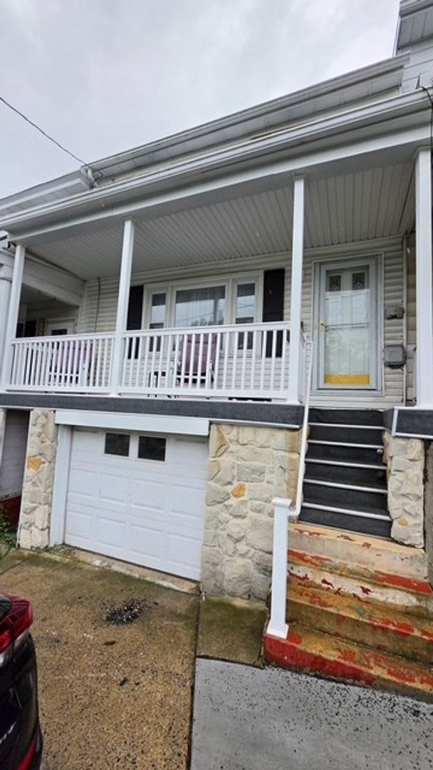 3 Bedroom 1 5 Bathroom – photo 1