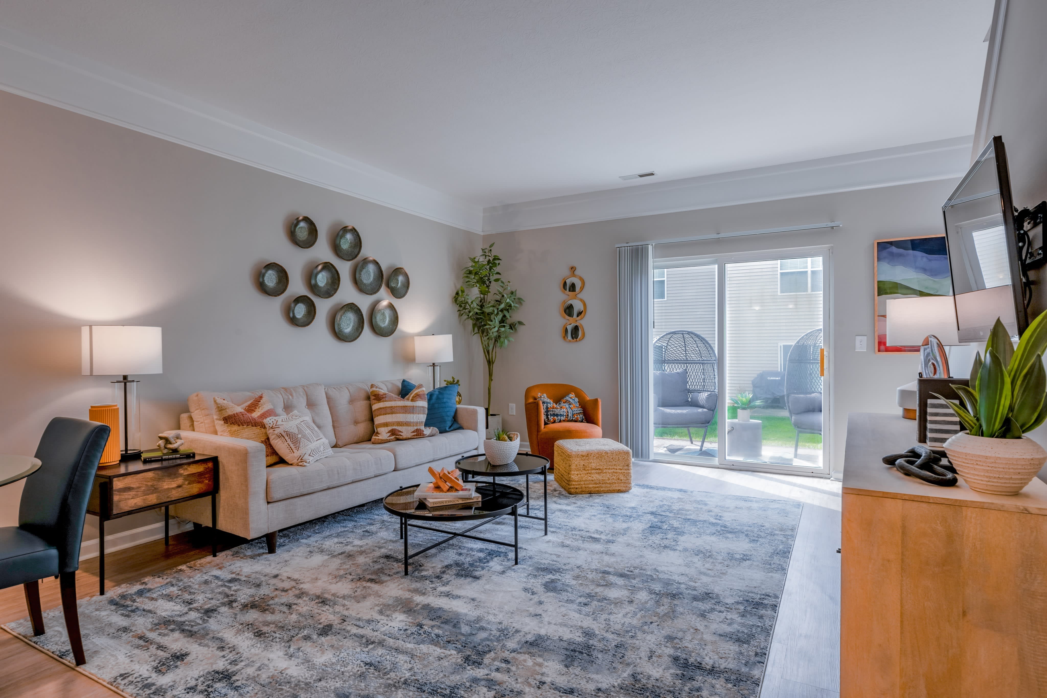 Hilliard Grand Apartments – photo 1