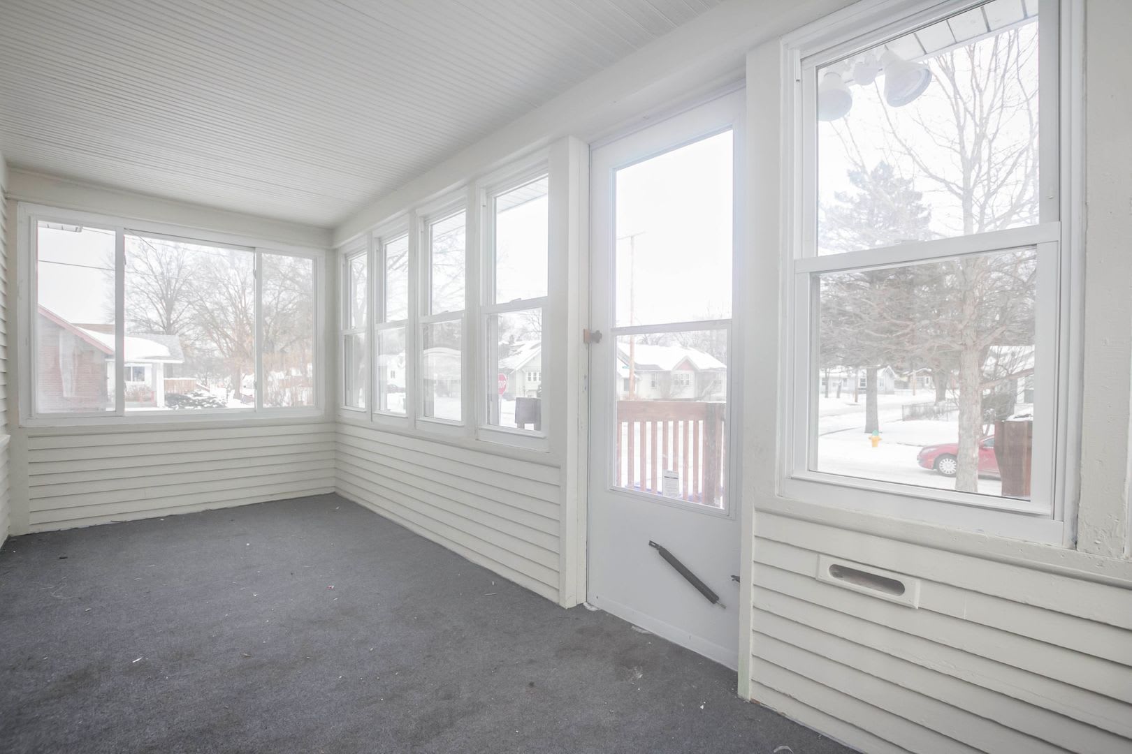 Charming 3 Bedroom 1 Bath Home – photo 4