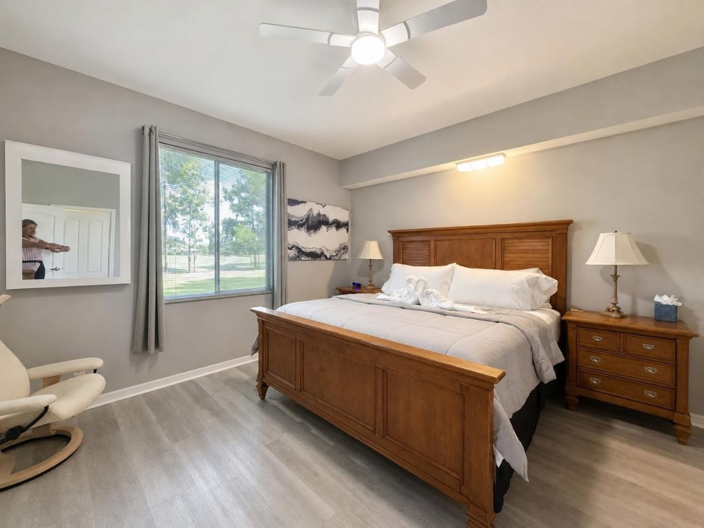 Beautifully furnished 2BR/2BA first-floor condo – photo 4