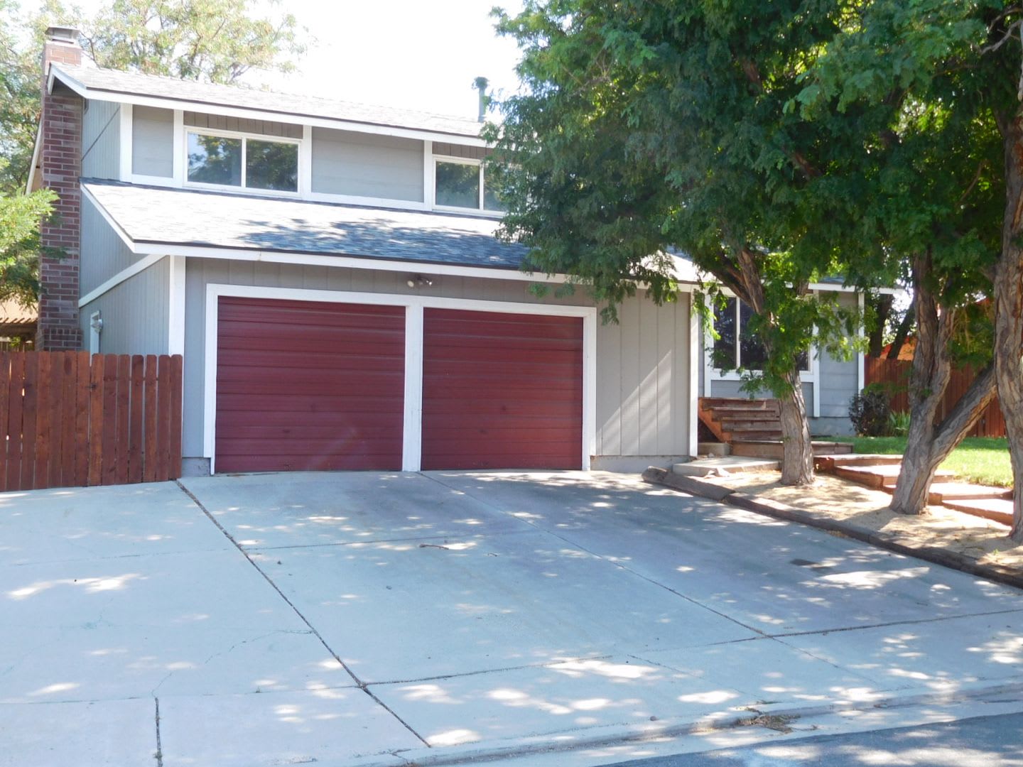 Unr Friendly 4 Bedroom 3 Bath Home – photo 2
