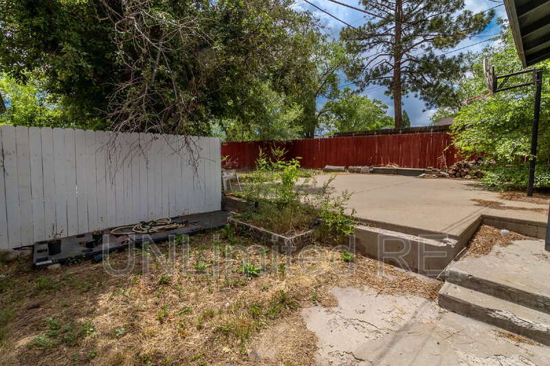 3565 N Manor Rd – photo 2