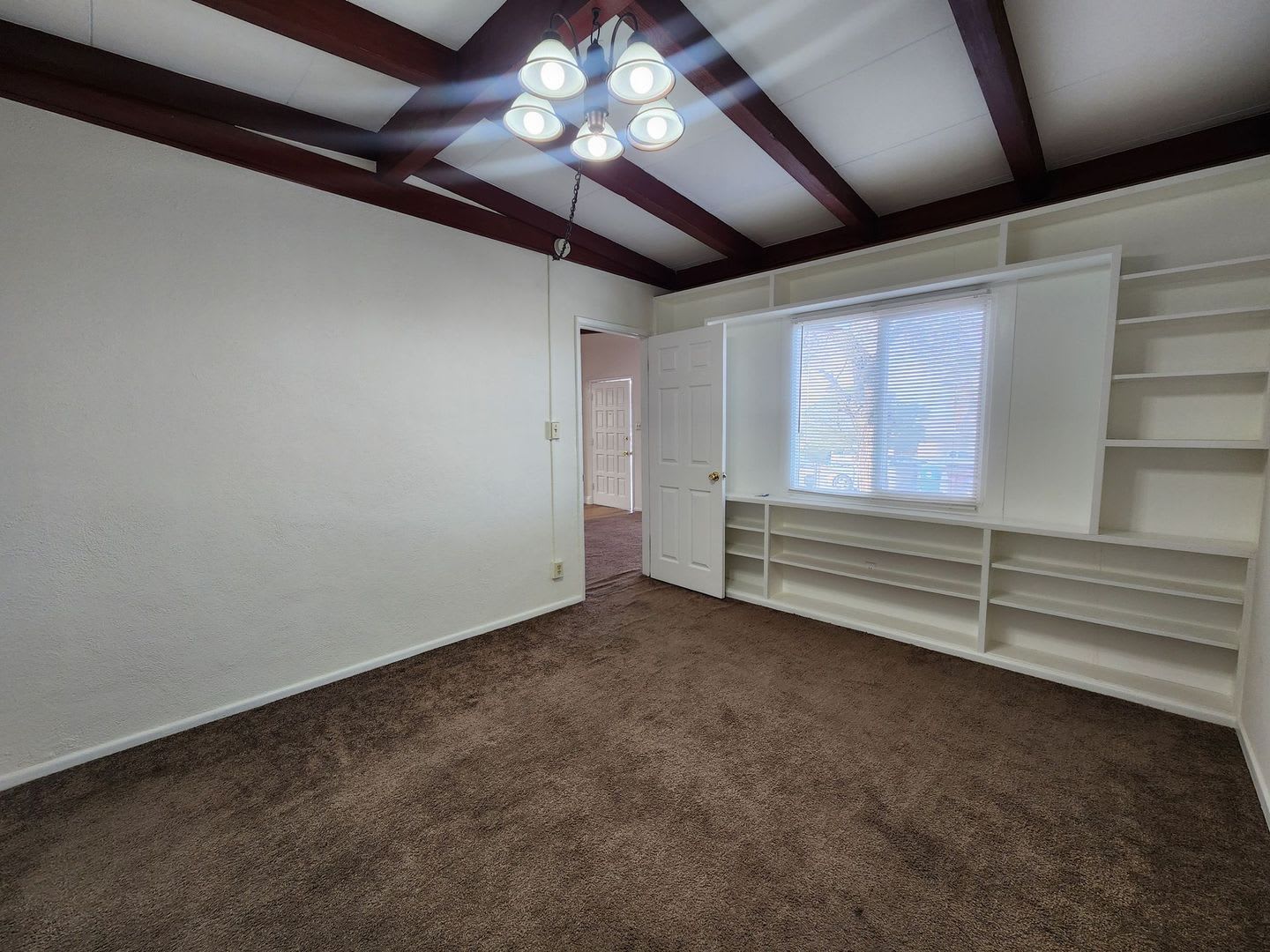 Welcome to your 3 bedroom 2 bath Home! – photo 4