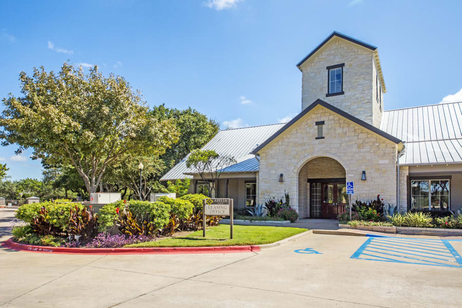 Abelia Flats – photo 1
