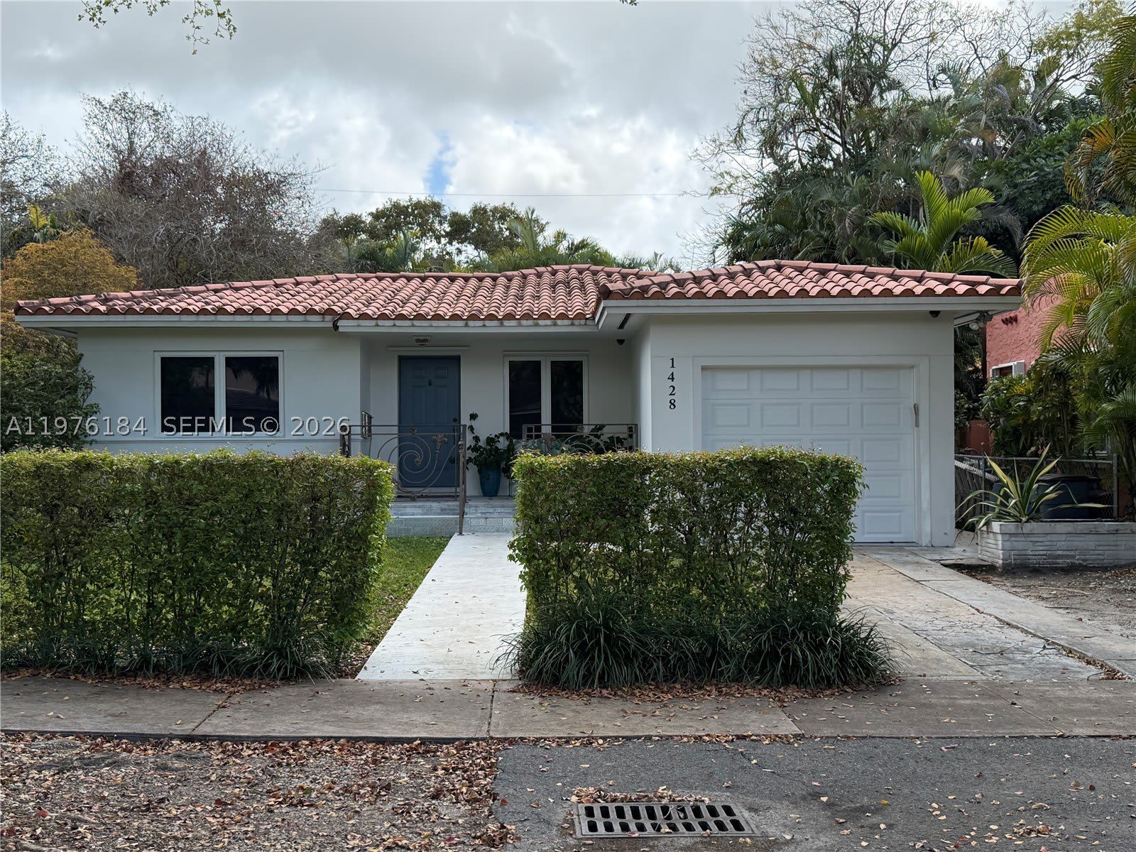 1428 Ortega Ave – photo 1