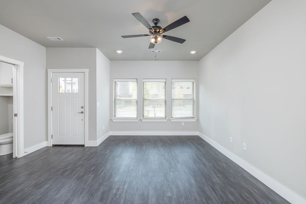 2164 Million Lane – photo 2