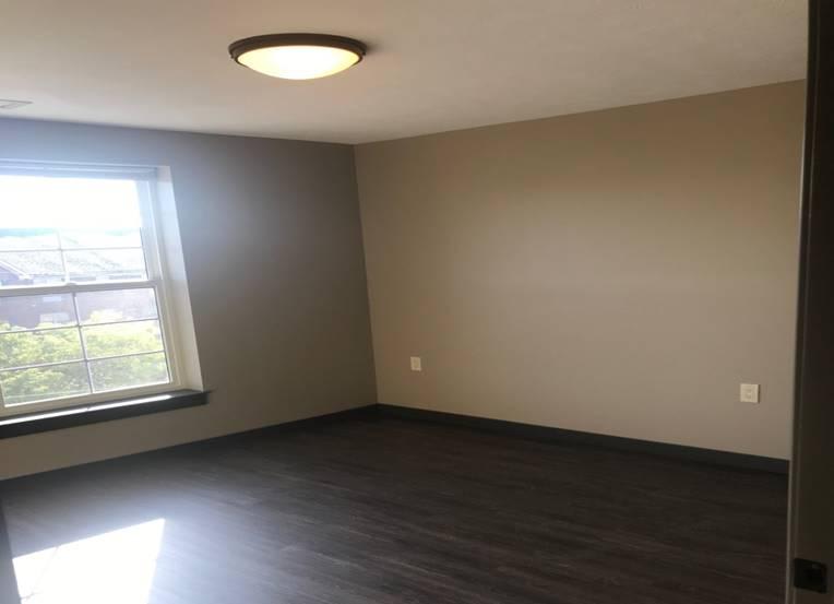 931 East Market Street – photo 5