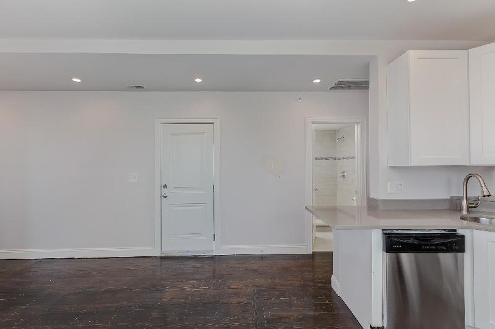 1006 Tremont St #2B Boston MA 02120 – photo 3