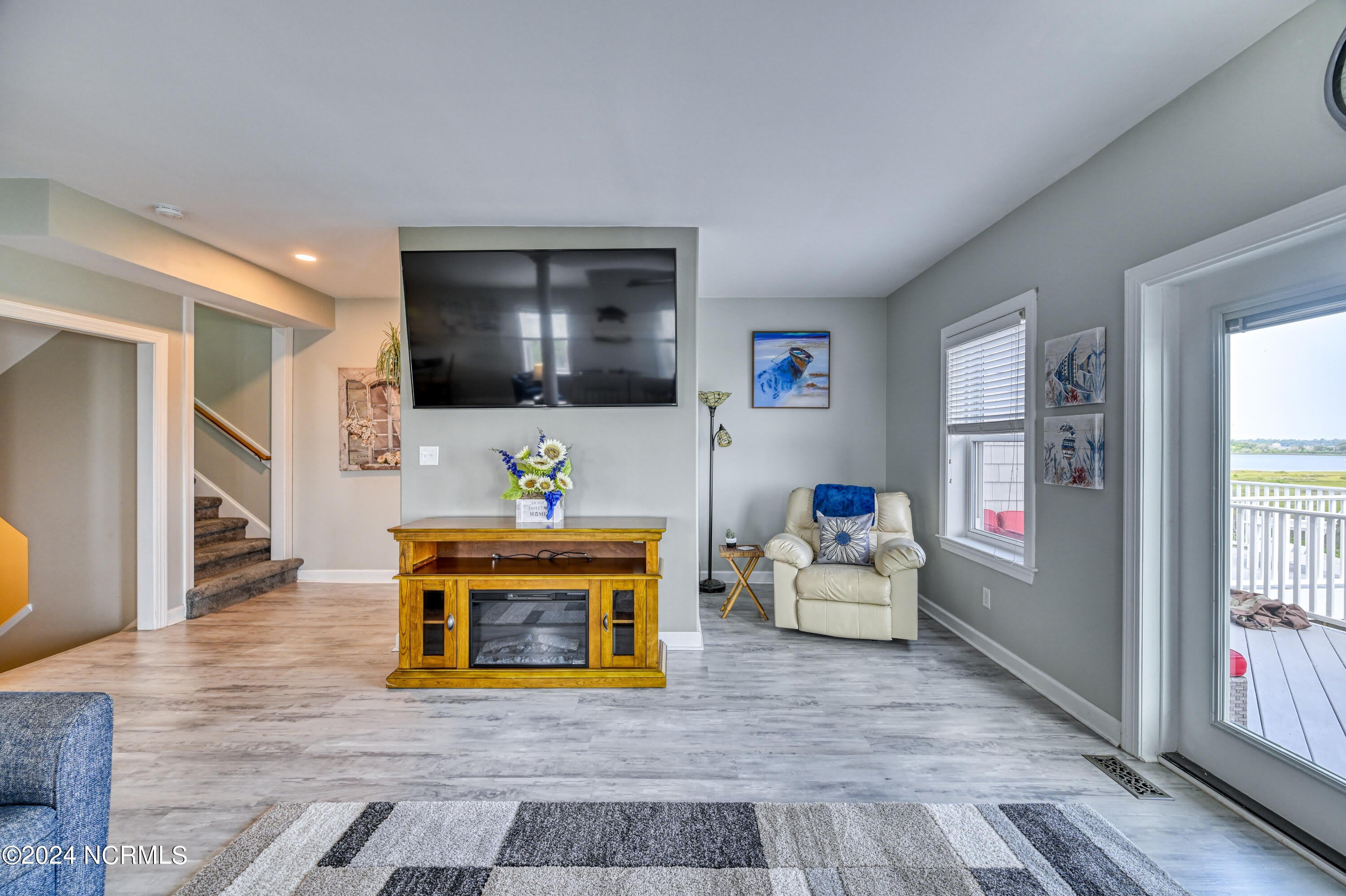 211-1 Gysgt D W Boatman Drive – photo 5