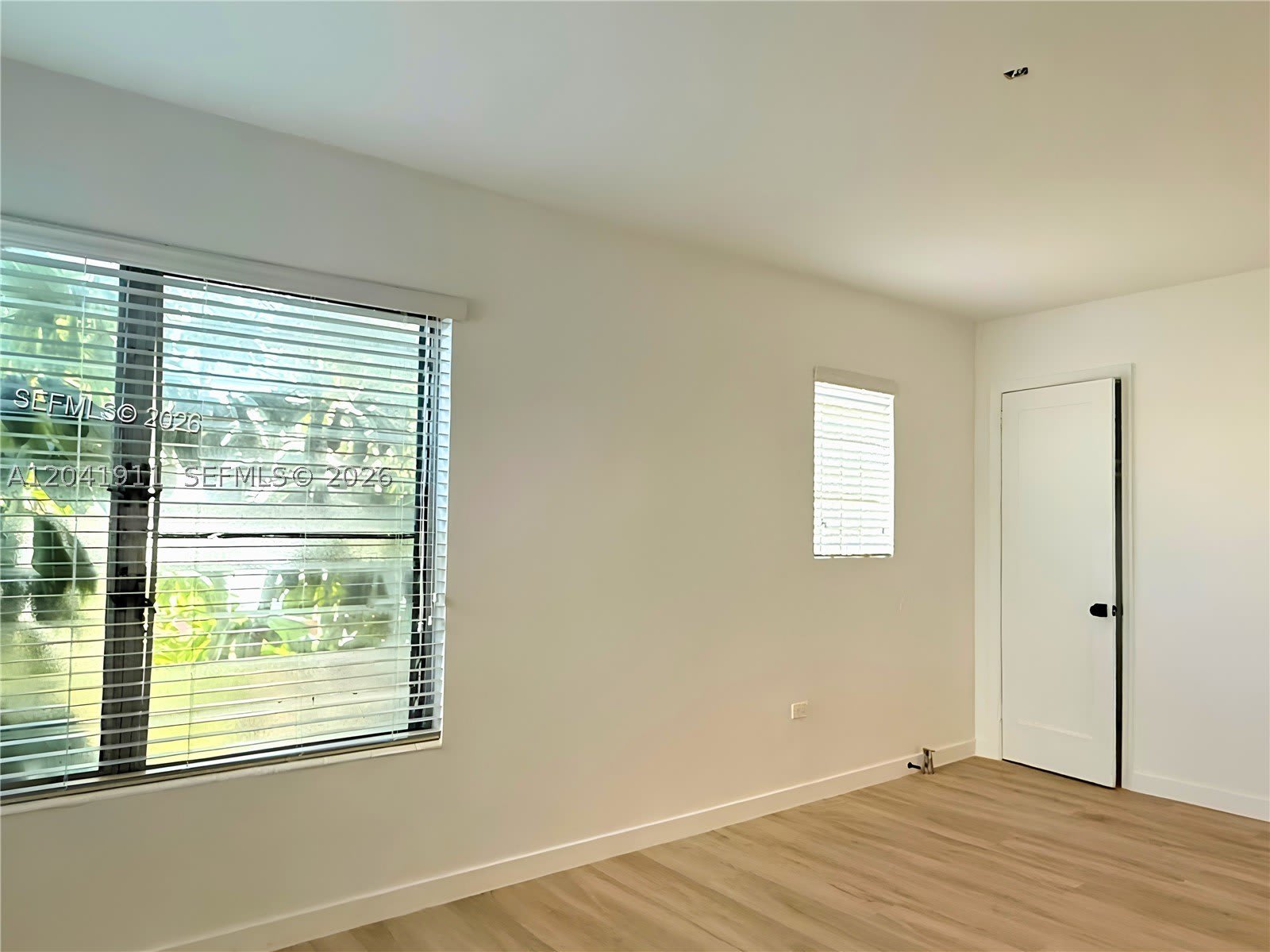 641 10th St – photo 3