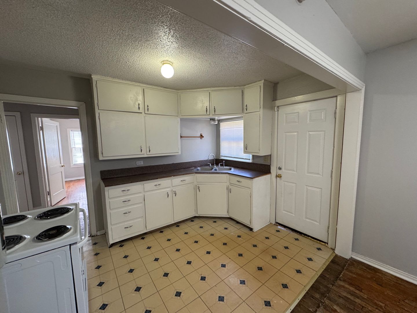 Cozy 2 bedroom in heart of Waco – photo 3