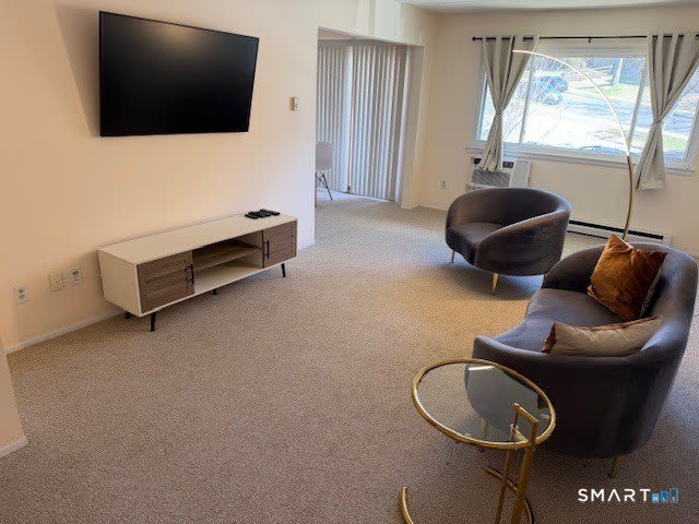 127 Kennedy Drive – photo 2