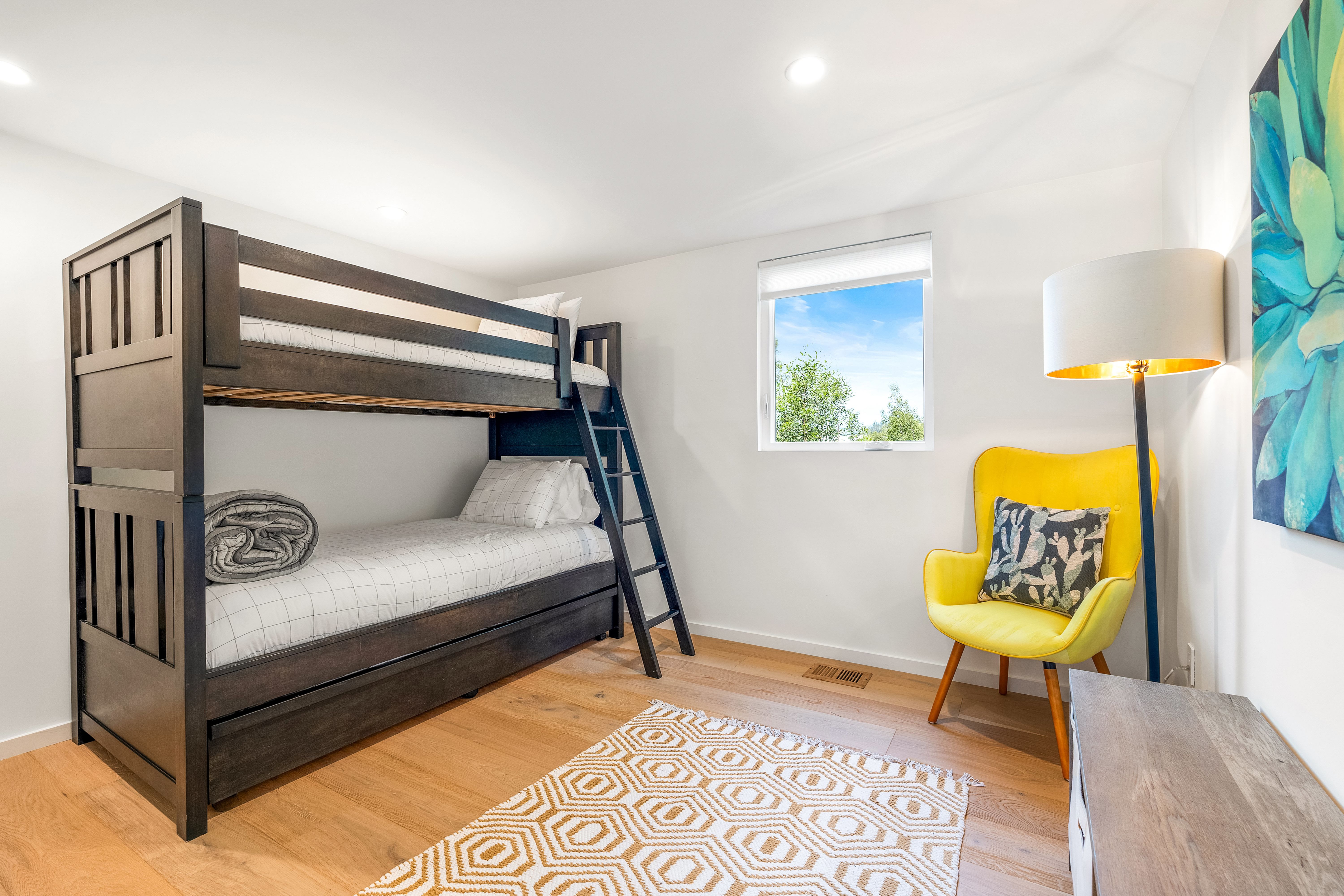 50 Deer Park Ave – photo 5