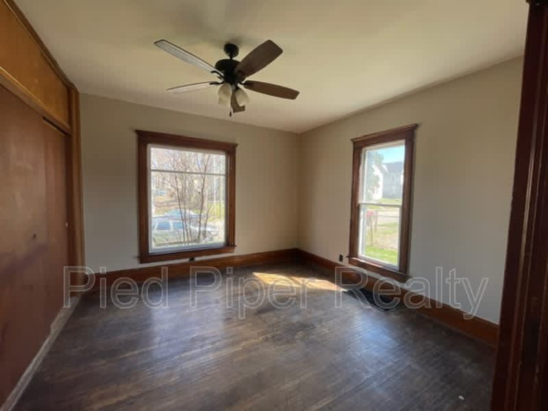 434 1/2 S State Ave – photo 5
