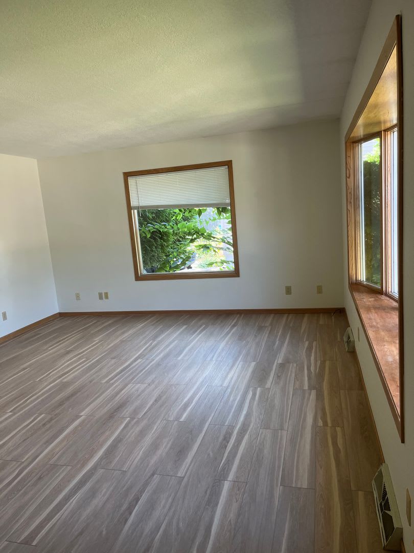 2 Bedroom 1.5 Bath Condo – photo 2