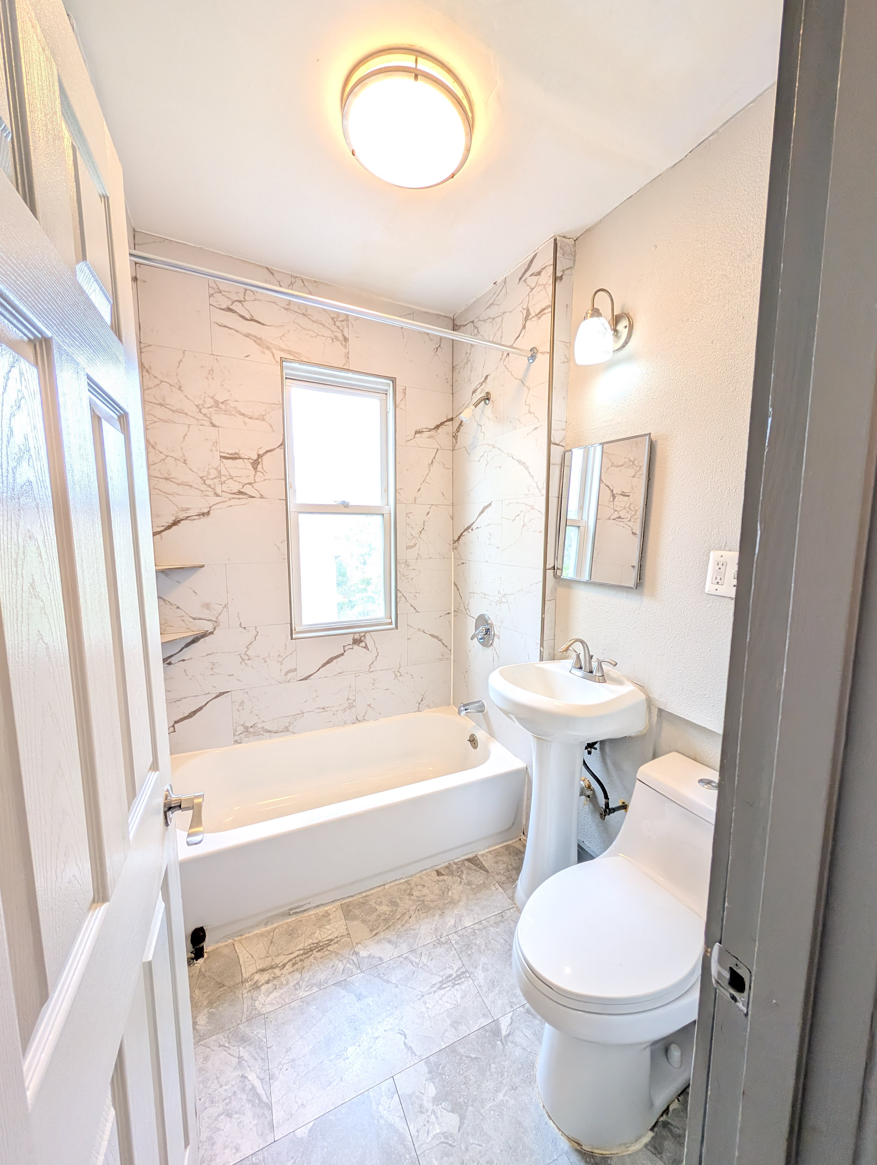 12 Groton St – photo 2