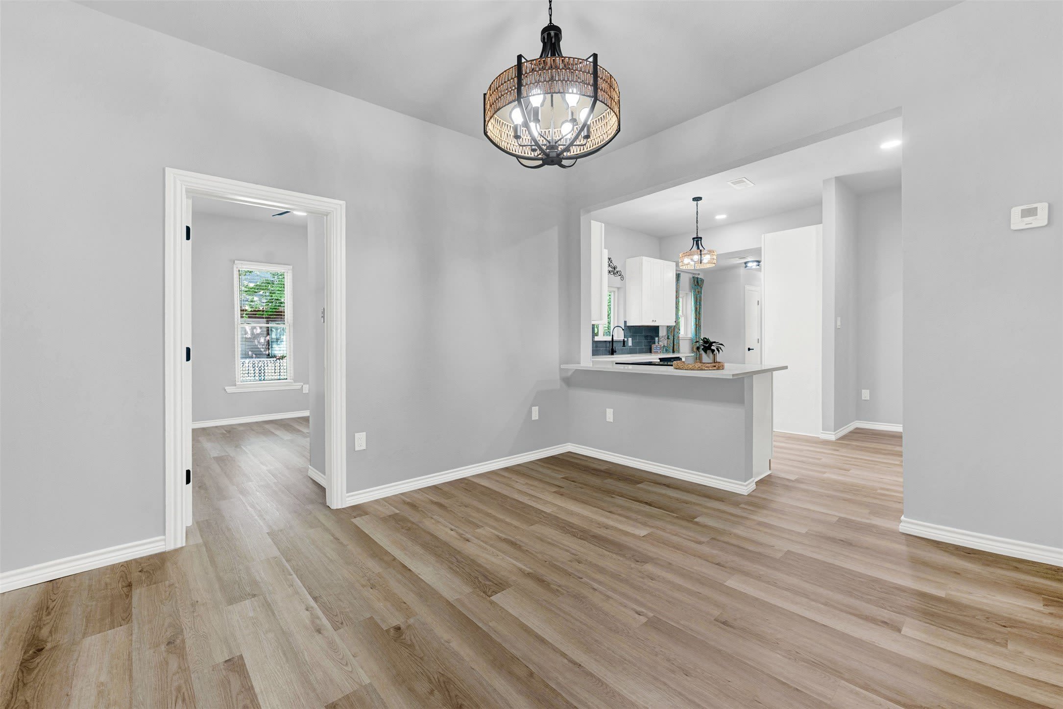 909 E High Street – photo 2