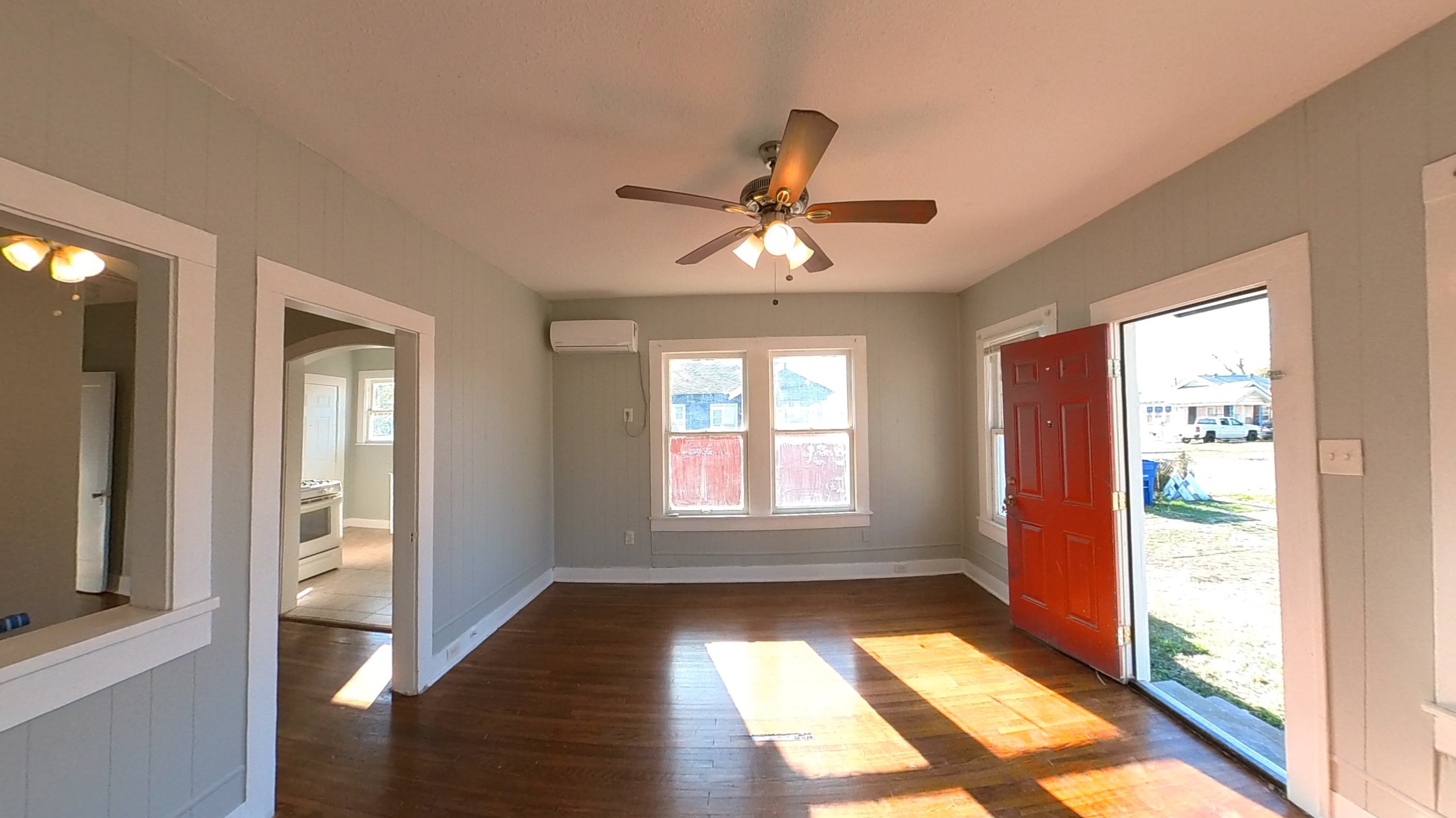 538 Kayton Avenue – photo 3