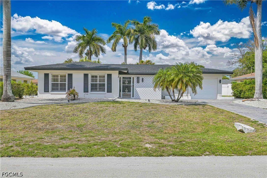 4520 SE 9th Avenue – photo 2