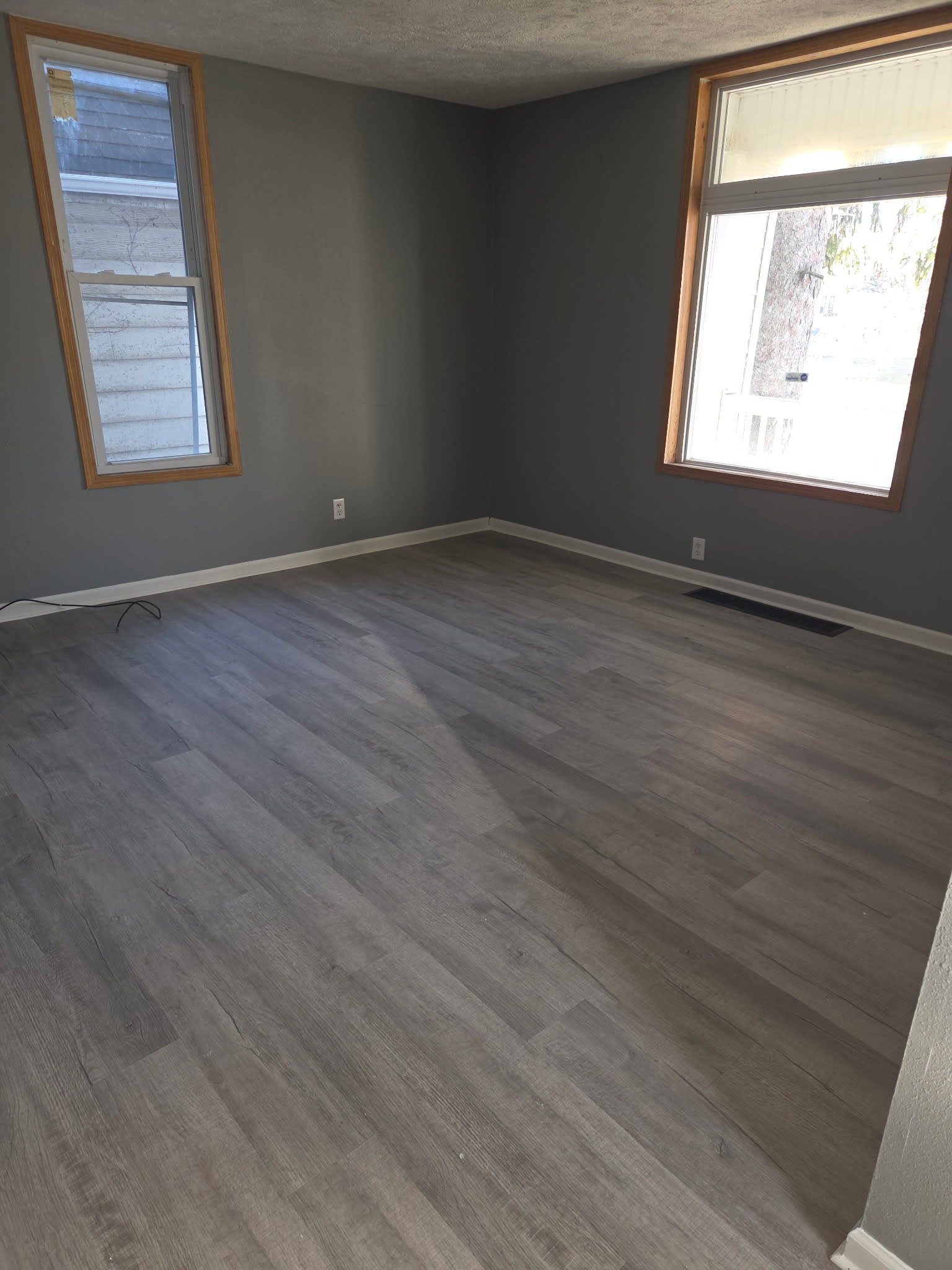 812 West McClure Avenue – photo 2