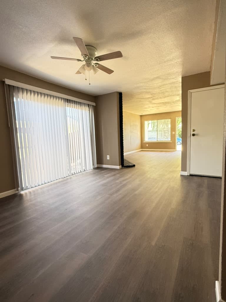 7436 Della Circle – photo 4