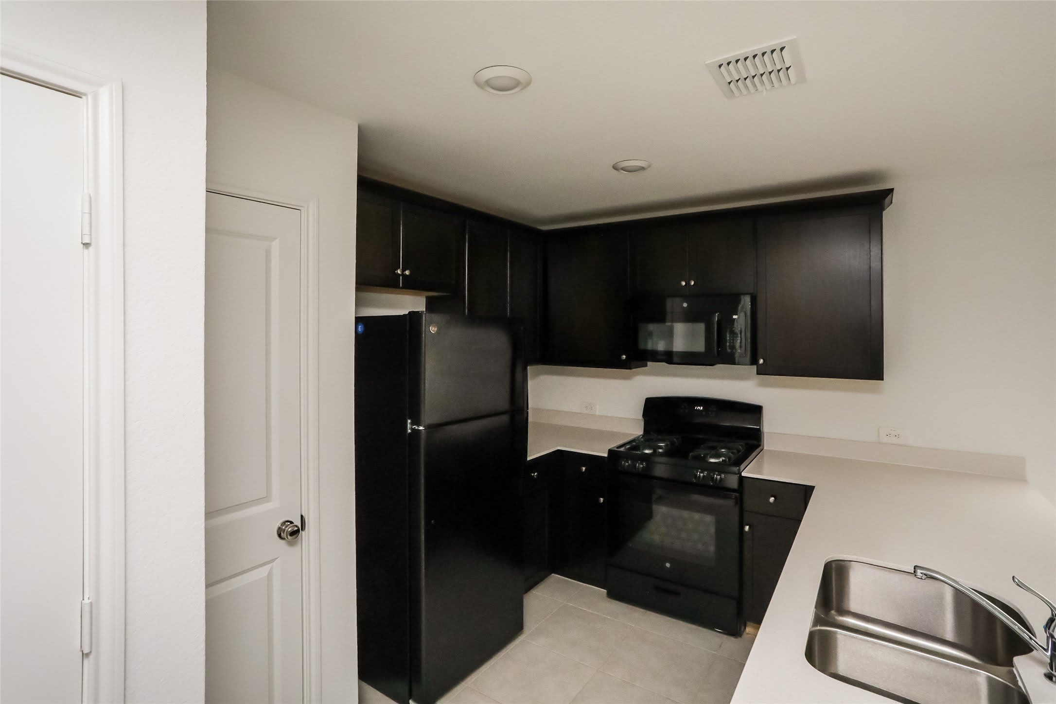2294 Great Belt Boulevard – photo 4