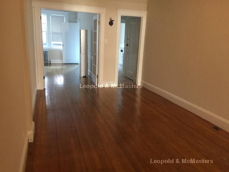 12 Short St. – photo 3
