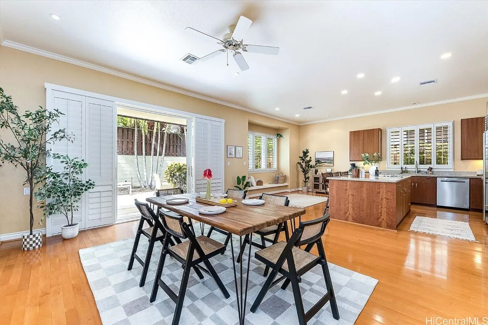 Luxury Living at Koko Villas, Hawaii Kai – Spacious, Unfurnished 3 Bed, 2.5 Bath Single-Level Home – photo 5