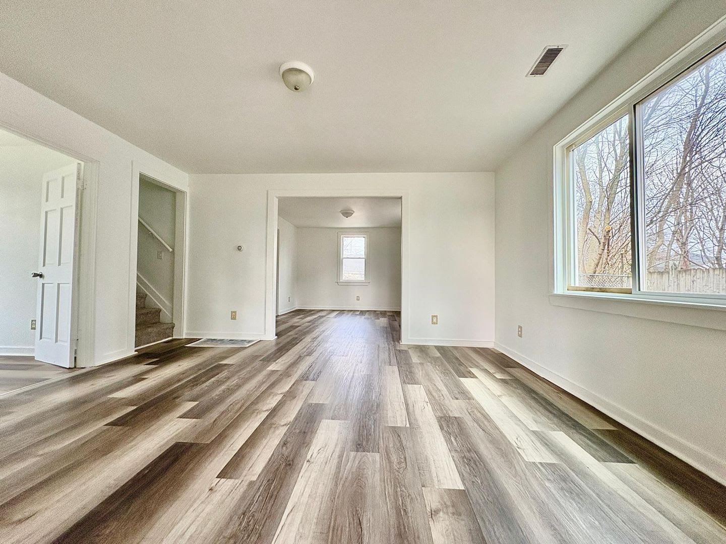 2117 Bertrand st – photo 5