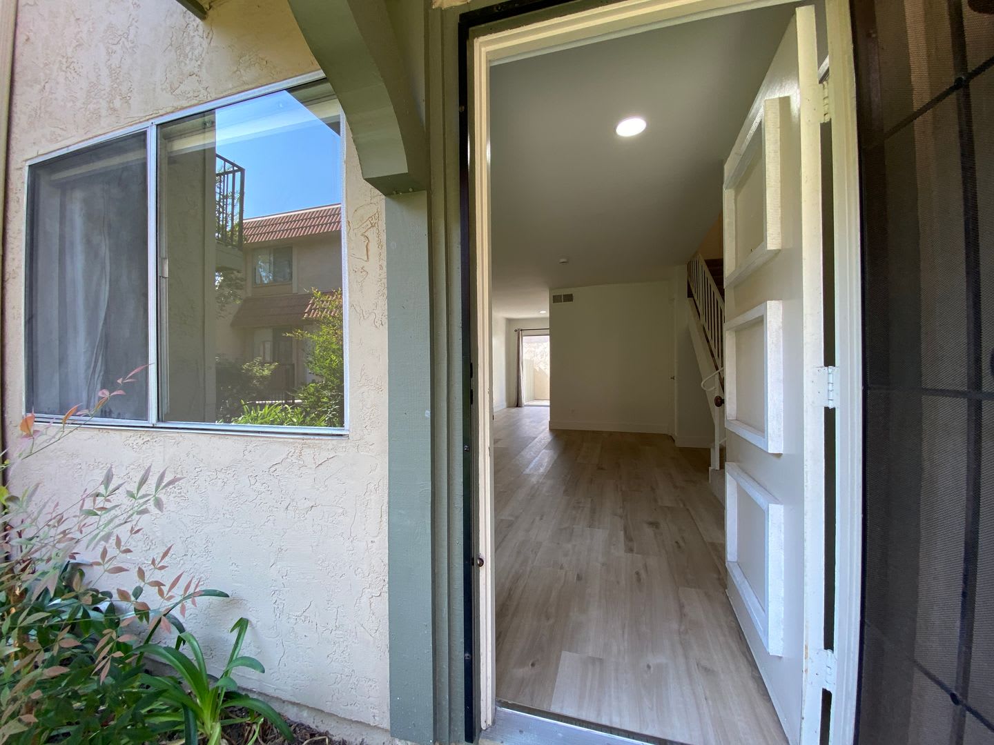 Upgraded 2 Bedroom Home In San Marcos – photo 3