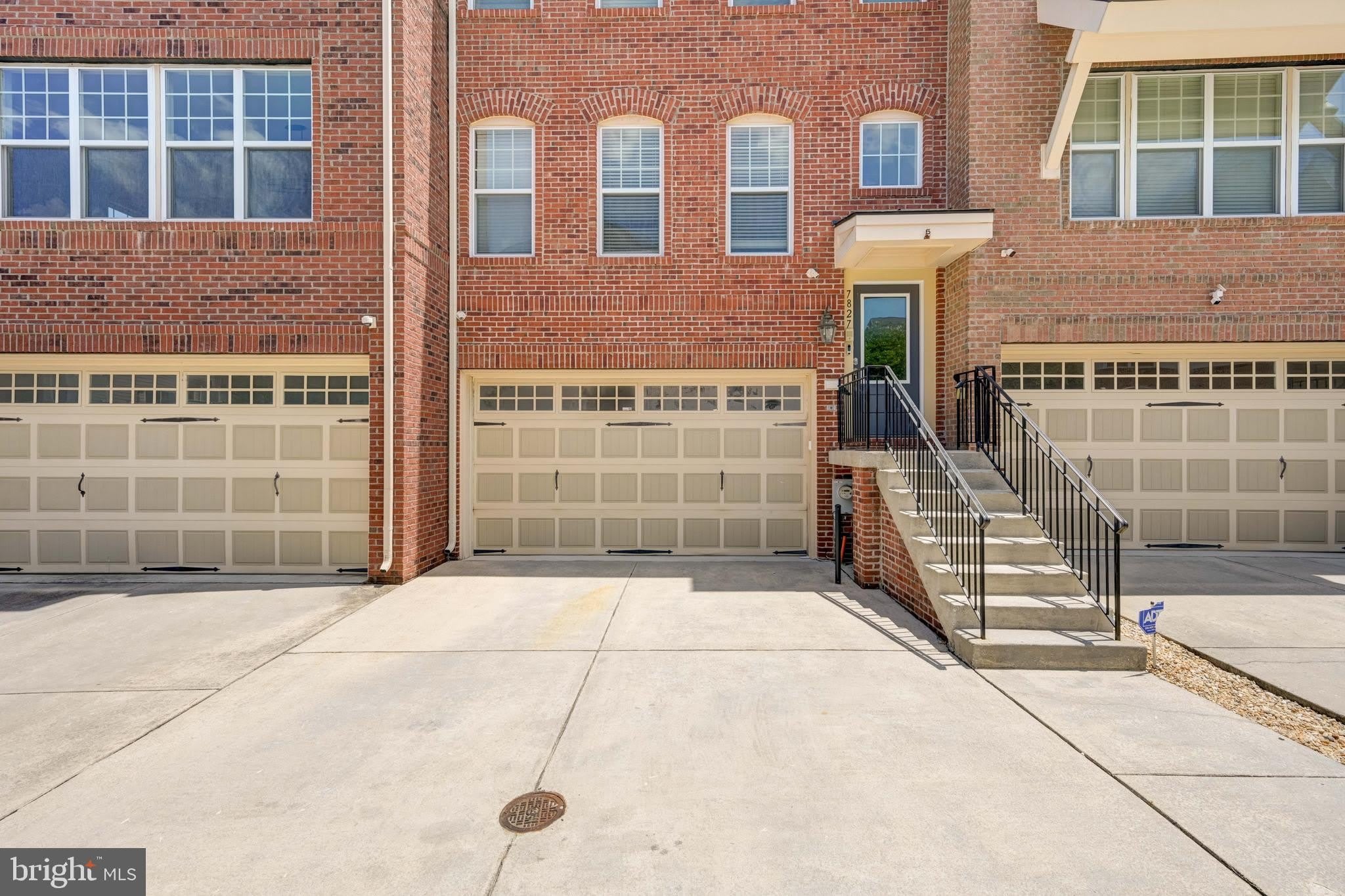7827 CRYSTAL BROOK Way – photo 2