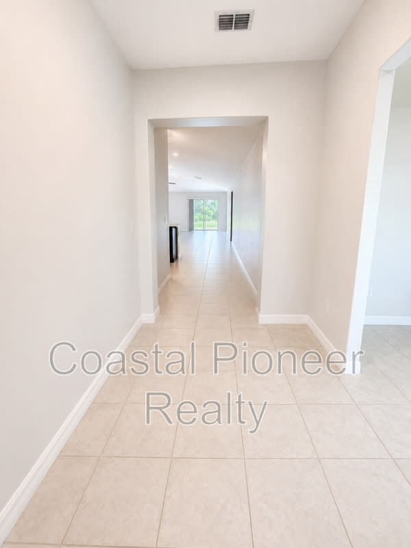 16576 Delia St – photo 2