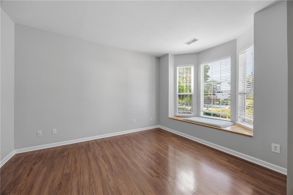 1650 Huntcrest Way SW – photo 3