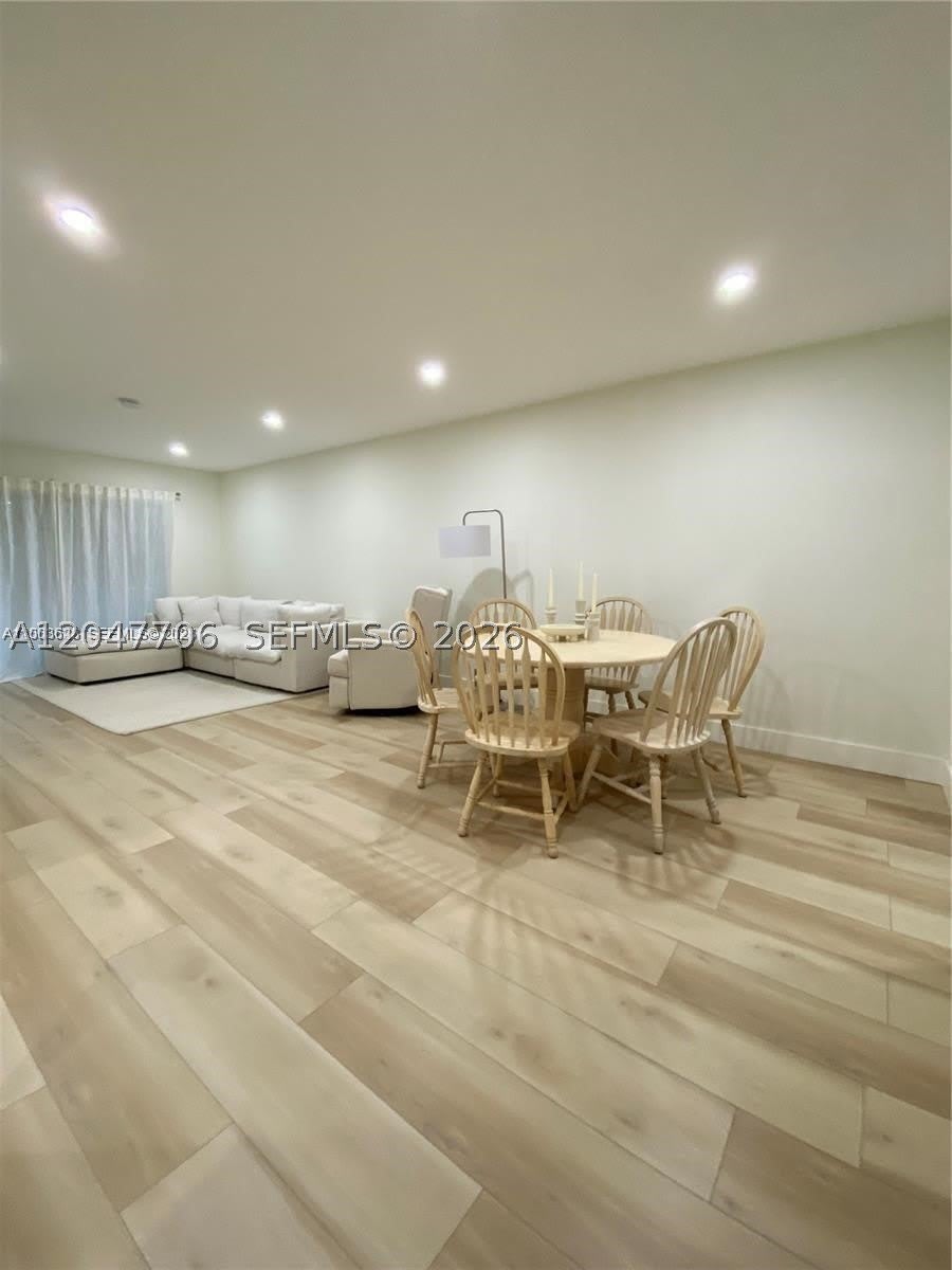 1200 Tallwood Ave – photo 2