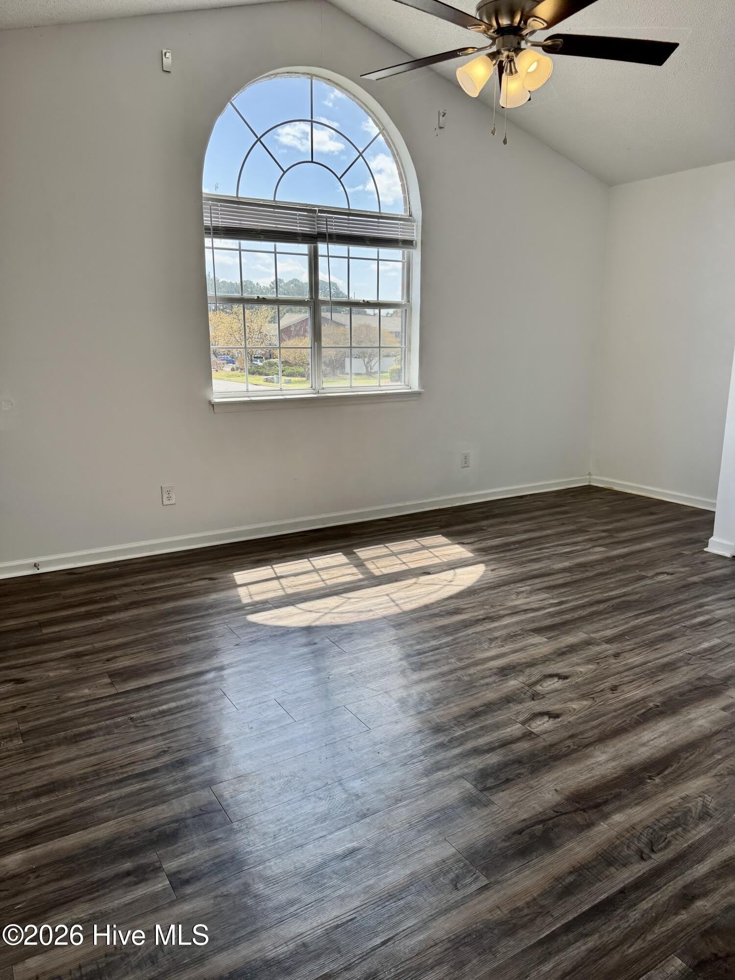 1291 Park W Drive – photo 4